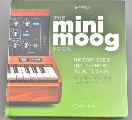 Moog-The Minimoog Book JoE Silva, sealed